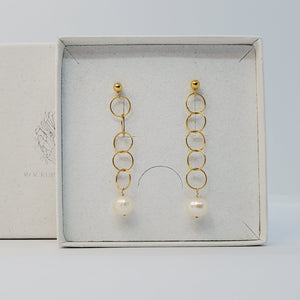 Mizuki Earrings | Pearl | Gold